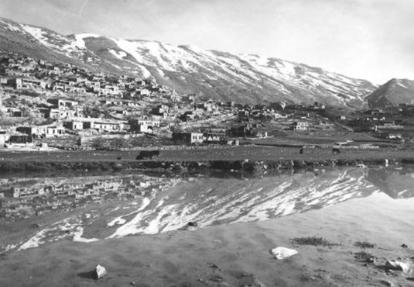 הכפר הדרוזי מג'דל שמס, במורדות החרמון, צלם ורנר בראון (PHKH\1264927)